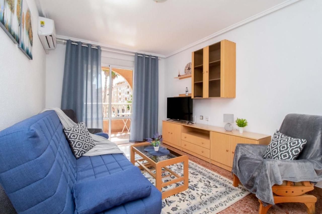 Apartamentos Villa Madrid Торевьиа Экстерьер фото